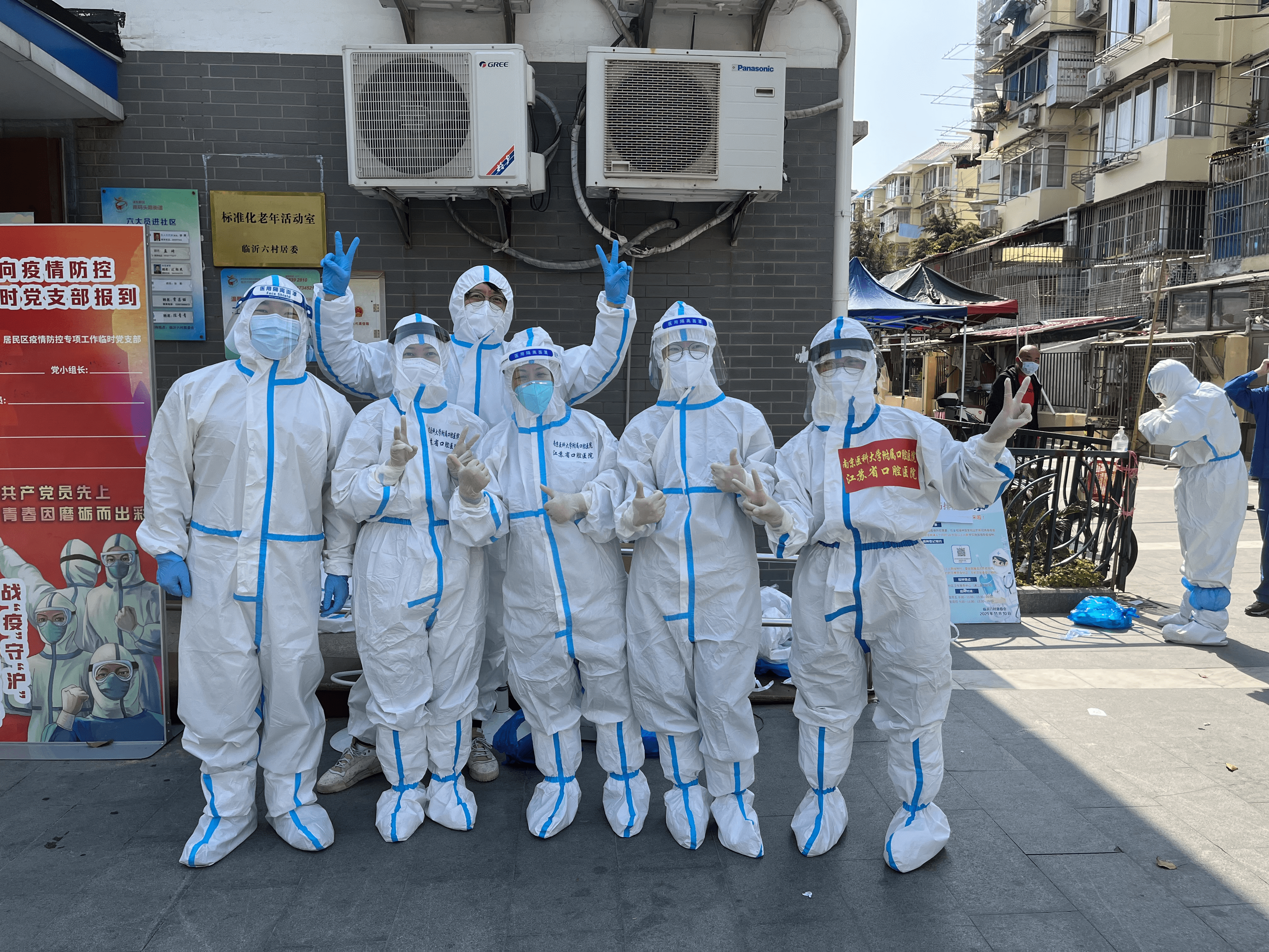 科研人员:科学战“疫”的先锋