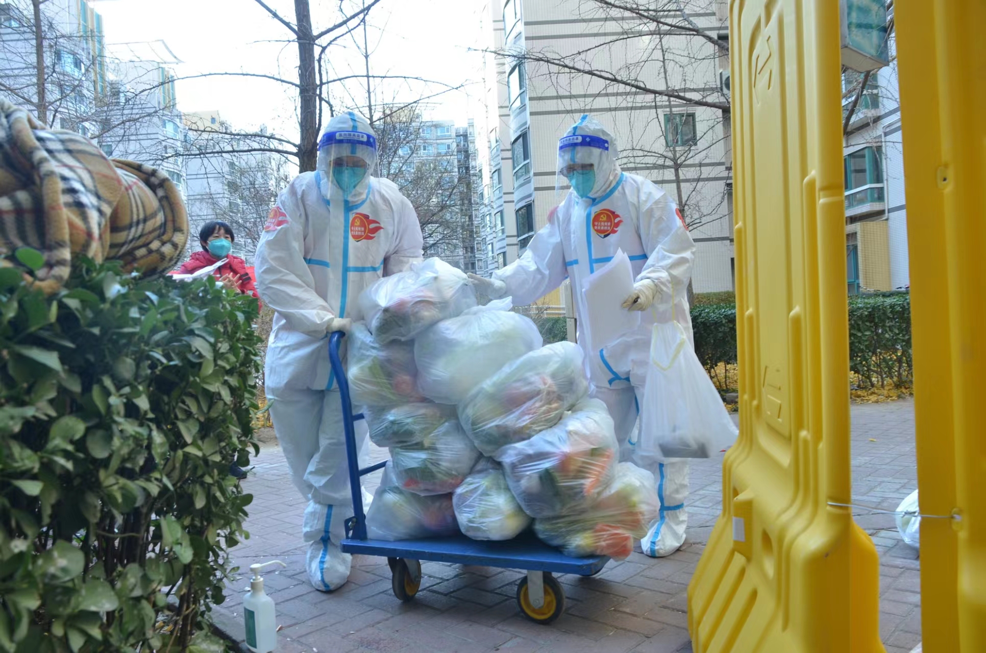社区与基层的默默奉献者