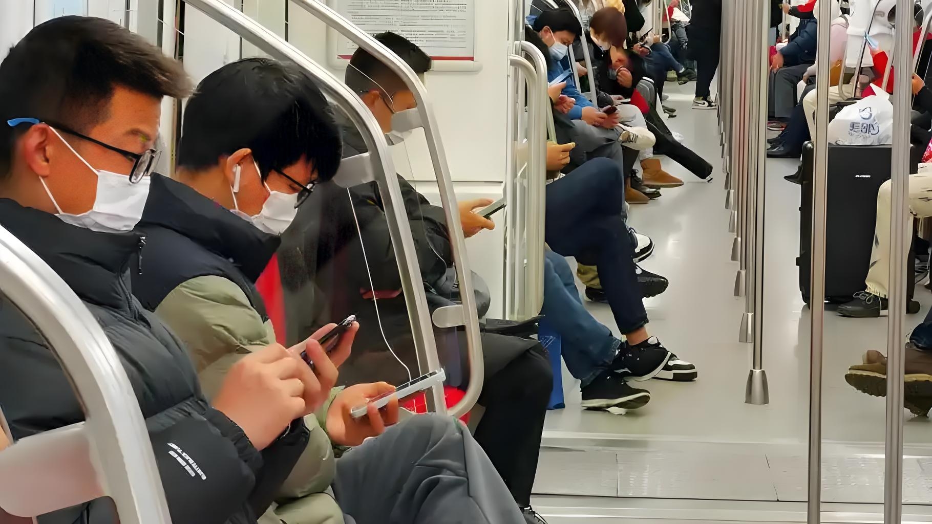 2025年新冠疫情会结束吗？最新情况分析，2025年新冠疫情发展趋势与防控现状